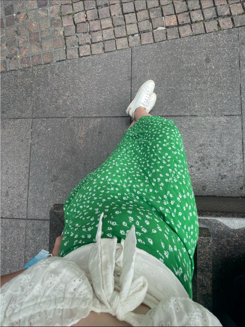 H&M Green Midi Skirt with White Floral Print